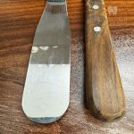 اسپاتول همزن گچ و آلژینات تمام استیل دسته چوبی پهن فالکون پاکستان - تصویر 2